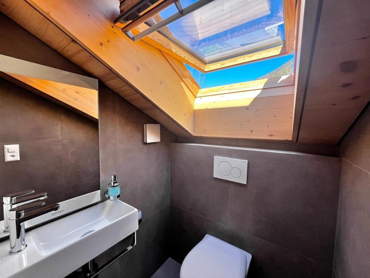 Beim Brunnen Apartamento Gsteigwiler Exterior foto